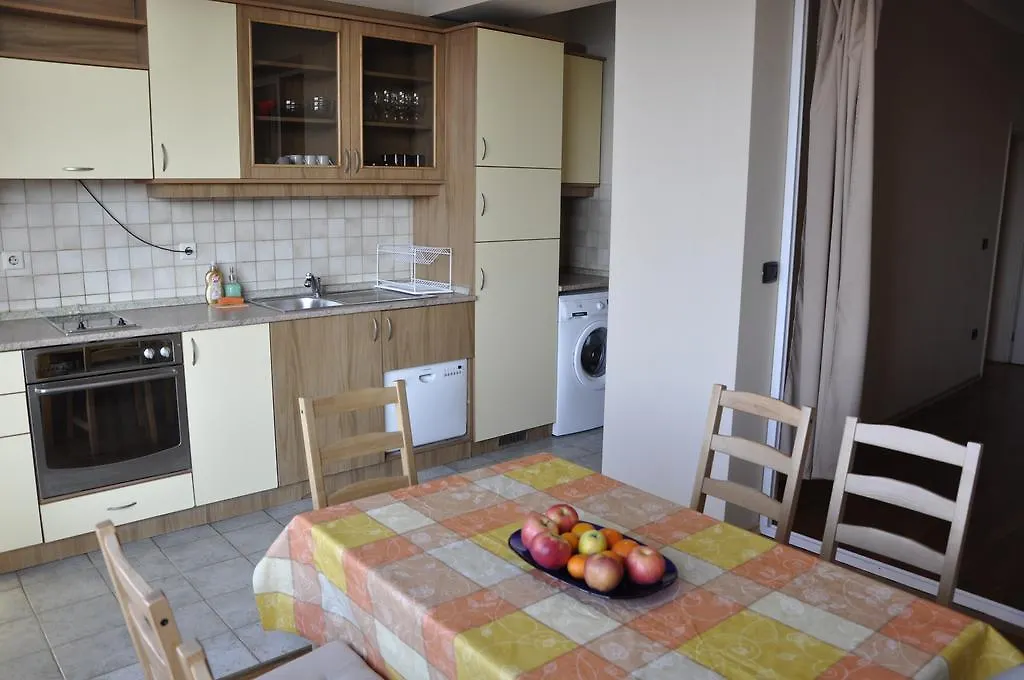 5 Slivnitsa Apartments ヴァルナ