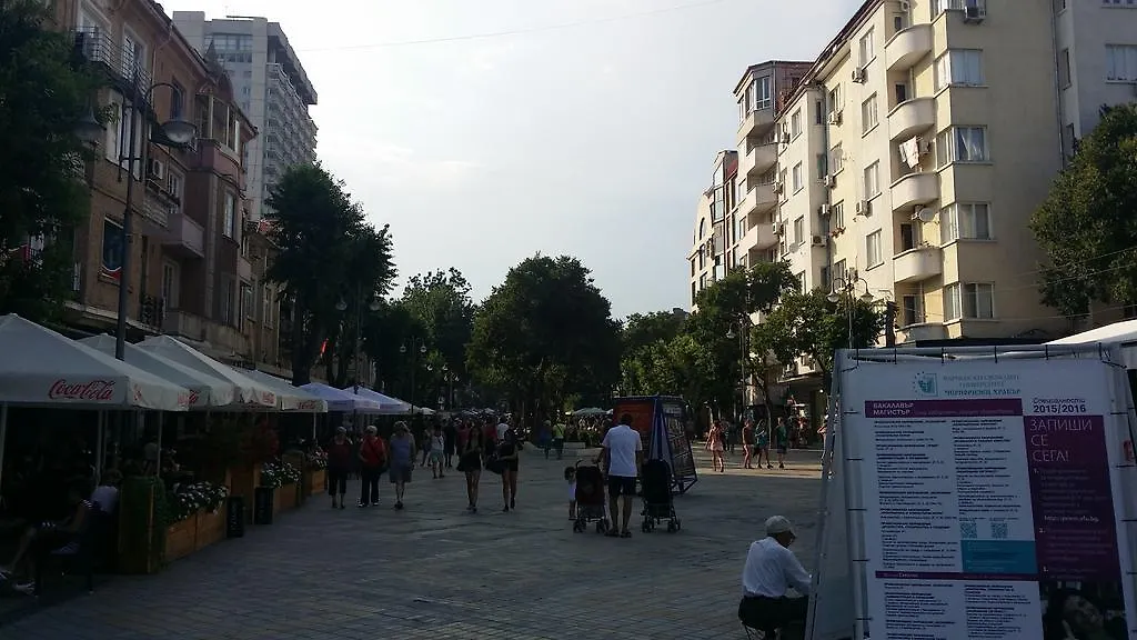 5 Slivnitsa Apartments 바르나